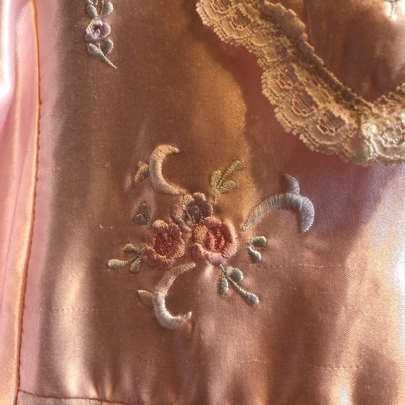 Vintage Nightgown from Barbizon in S/P Pink - Picture 3 of 6